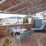 Holiday home Theologos *