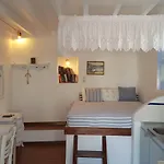 Theologos Houses Tatil Evi *