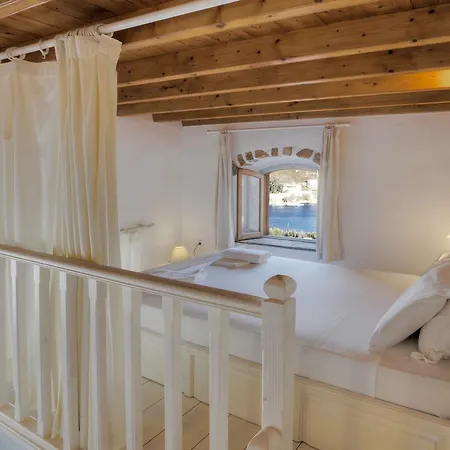 Theologos Holiday home Grikos Bay (Patmos)