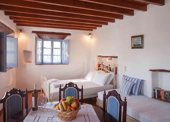 Theologos * Grikos Bay (Patmos)