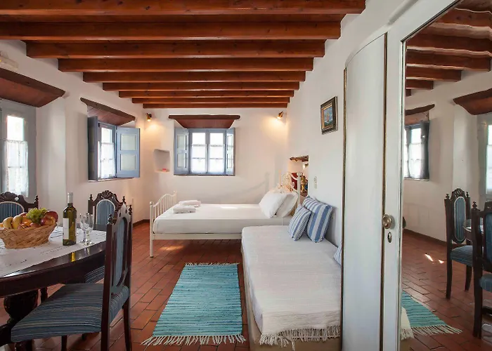 Theologos بيت للعطل