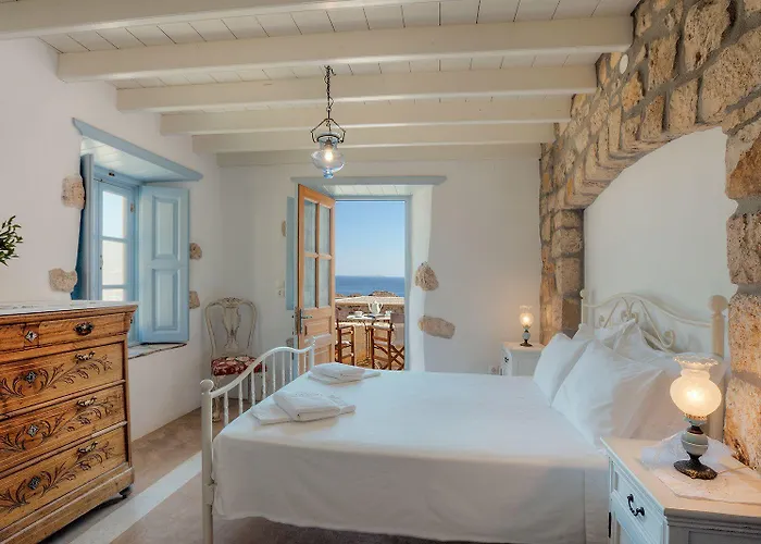 Theologos Grikos Bay (Patmos)