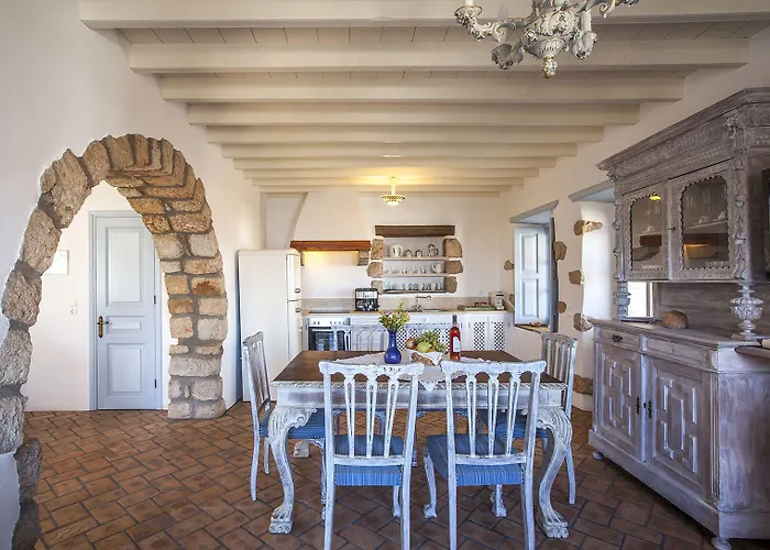 Theologos Grikos Bay (Patmos)