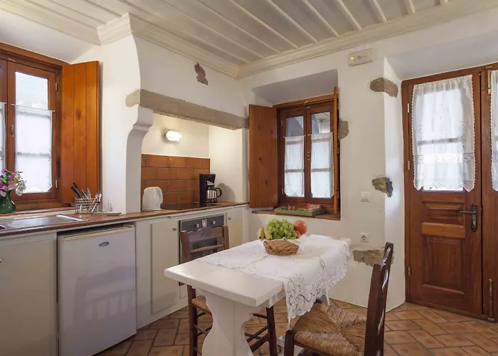 Theologos بيت للعطل