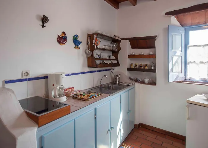 Theologos بيت للعطل