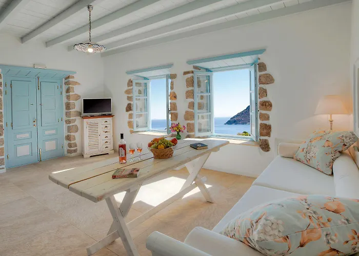 Theologos * Grikos Bay (Patmos)