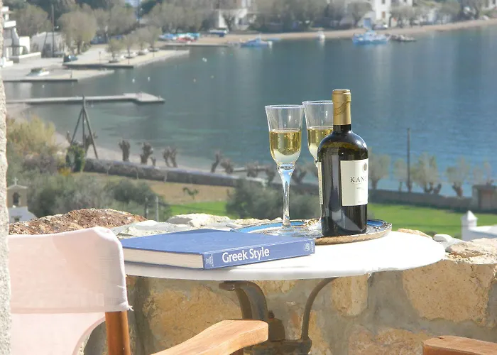 بيت للعطل Theologos Grikos Bay (Patmos)