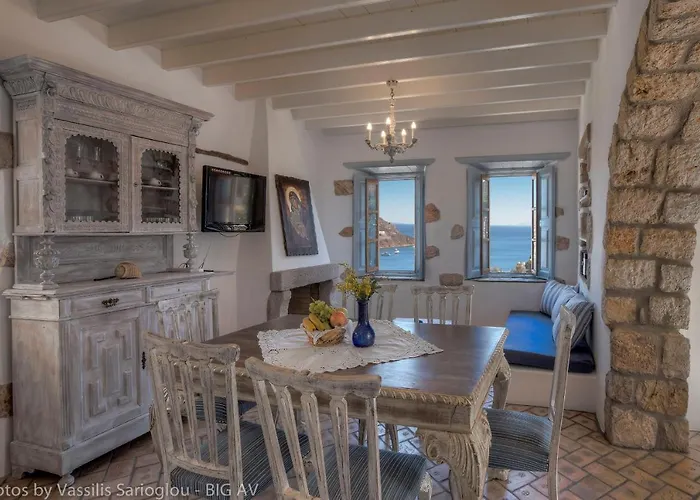 Theologos بيت للعطل *