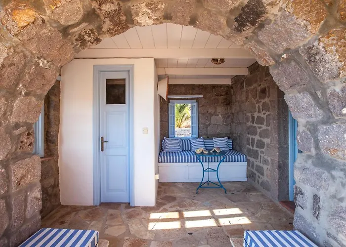 Theologos بيت للعطل *